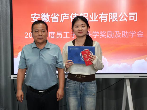 7b41c8574edabfe5d47f7e2eeafabd54